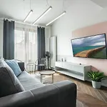 Premium Apartment In Kossak Residence